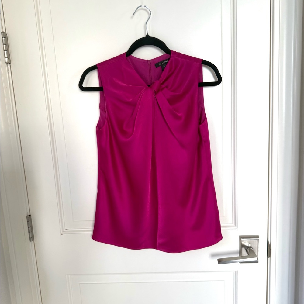 St. John Magenta Sleeveless Knot Design Luxury Blouse SIZE PETITE - Runs Large